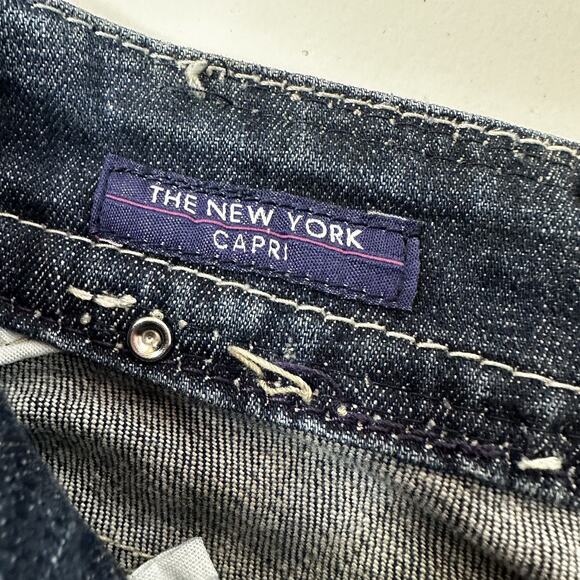 Vigoss Jeans Womens 5 The New York Capri Embroidered Pocket Distressed Denim - Picture 8 of 16